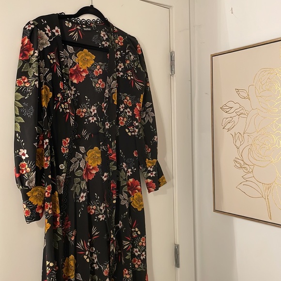 Floral button down Maxi - Picture 3 of 3